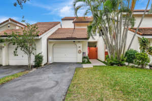 1800 Embassy Dr 105, West Palm Beach, FL 33401 Sold 05/07/25