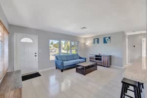 136 SW 14th St, Pompano Beach, FL 33060 Sold 03/21/25
