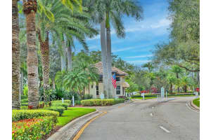 820 Savannah Falls Dr, Weston, FL 33327 Sold 03/05/25