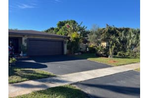 561 NW 75th Ave, Plantation, FL 33317 Sold 07/14/25