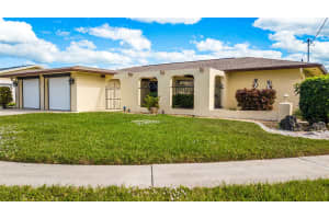 4554 Vinewood Cir, North Fort Myers, FL 33903 Sold 03/03/25