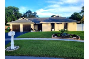 5261 Nw 87th Ave, Lauderhill