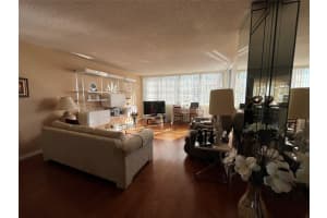 1400 Ocean Drive, Hollywood, FL 33019 - MLS#F10480393