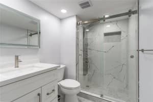 9523 Hollybrook Lake Drive, Pembroke Pines, FL 33025 - MLS#F10480460