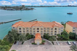 20 Harbour Isle Dr W 205, Fort Pierce, FL 34949 Sold 03/21/25