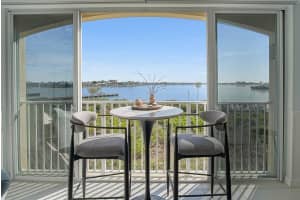 20 Harbour Isle Dr W 205, Fort Pierce, FL 34949 Sold 03/21/25