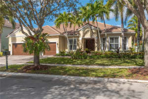 9365 Savannah Estates Drive, Lake Worth, FL 33467 Sold 03/27/25