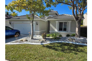 1552 SW 186th Ave, Pembroke Pines, FL 33029 Sold 02/25/25