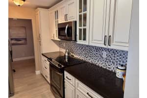 95 N Birch Rd 402, Fort Lauderdale, FL 33304 Sold 05/30/25