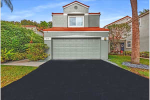 1178 NW 108th Ter, Plantation, FL 33322 Sold 03/06/25