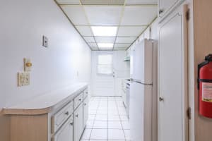 11 NE 204th St 24, Miami, FL 33179 Sold 04/03/25