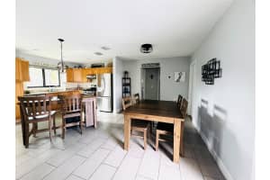 11470 NW 38th Pl, Sunrise, FL 33323 Sold 04/16/25