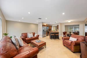 7201 NW 77th St, Tamarac, FL 33321 Sold 02/21/25