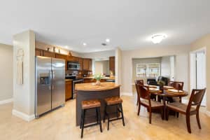 7201 NW 77th St, Tamarac, FL 33321 Sold 02/21/25