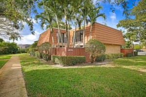 2876 Sw 12th Street 2876, Deerfield Beach
