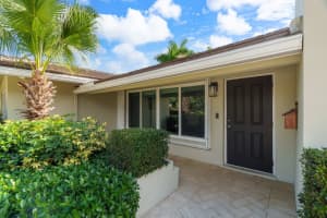 2724 NE 34th St, Fort Lauderdale, FL 33306 Sold 04/04/25