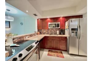 1333 E Hallandale Beach Blvd 106, Hallandale Beach, FL 33009 Sold 06/20/25