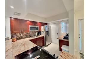 1333 E Hallandale Beach Blvd 106, Hallandale Beach, FL 33009 Sold 06/20/25