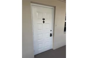 545 Oaks Ln 202, Pompano Beach