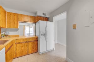 3241 Holiday Springs Blvd 107, Margate, FL 33063 Sold 07/01/25