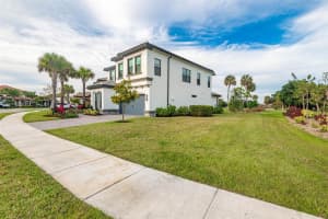 8103 NW 78th St, Tamarac, FL 33321 Sold 03/21/25