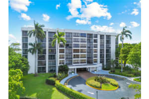 5951 Wellesley Park Dr 705, Boca Raton, FL 33433 Sold 11/19/25