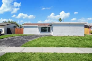 11371 NW 40th Pl, Sunrise, FL 33323 - MLS#F10480989