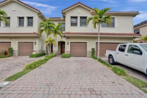 5937 NW 56th Pl, Tamarac, FL 33319 Sold 03/26/25
