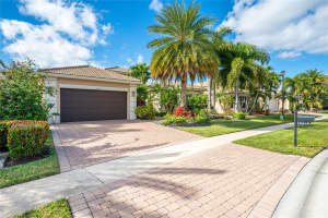 10516 Whitewind Cir, Boynton Beach, FL 33473 Sold 02/27/25