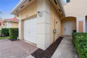8301 Santa Monica Ter 8301, Tamarac, FL 33321 - MLS#F10481055