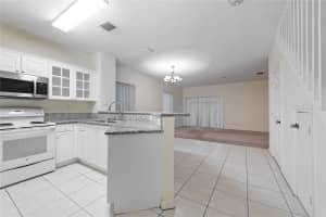 8301 Santa Monica Ter 8301, Tamarac, FL 33321 - MLS#F10481055