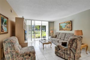 2999 48th Avenue, Lauderdale Lakes, FL 33313 - MLS#F10481113