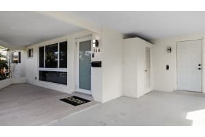 918 SE 16th Pl, Deerfield Beach, FL 33441 Sold 06/09/25