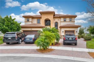 8880 Lakeview Pl, Parkland, FL 33076 Sold 03/14/25