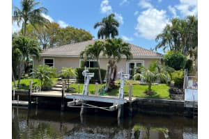 321 SE 10th St, Pompano Beach, FL 33060 Sold 02/28/25