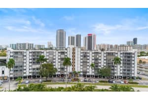 200 Diplomat Pkwy 521, Hallandale Beach, FL 33009 Sold 04/22/25