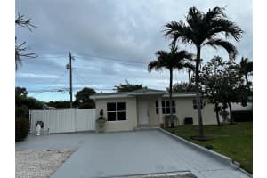 2574 NE 12th Ter, Pompano Beach, FL 33064 Sold 09/22/25