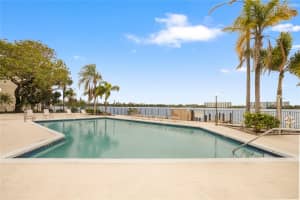 118 Lake Emerald Dr 110, Oakland Park, FL 33319 Sold 07/01/25