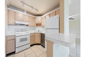 5208 NE 24th Ter F107, Fort Lauderdale, FL 33308 Sold 03/10/25