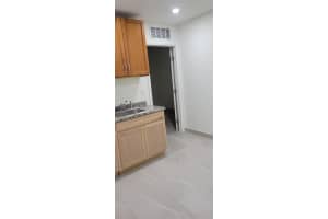 MLS# F10481197, Hollywood, Florida 33024