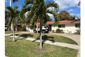 1001 SE 4th Ct, Deerfield Beach, FL 33441 Sold 03/03/25