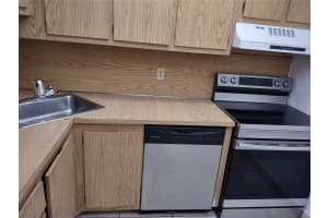 1470 NE 123rd St A512, Miami, FL 33161 Sold 06/20/25