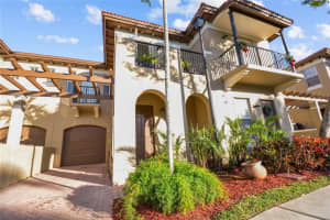 6927 Julia Gardens Dr, Coconut Creek, FL 33073 - MLS#F10481344