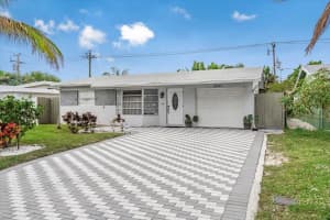 3631 NE 17th Ave, Pompano Beach, FL 33064 Sold 05/06/25