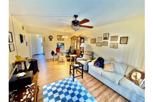 2900 W Sunrise Lakes Dr 106, Sunrise, FL 33322 - MLS#F10481358