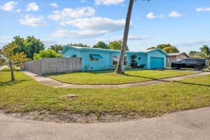3700 NW 25th St, Lauderdale Lakes, FL 33311 - MLS#F10481408