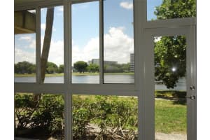 2751 N Palm Aire Dr 105, Pompano Beach, FL 33069 Sold 06/20/25