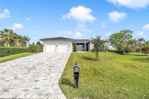 3810 NW 92nd Ave, Cooper City, FL 33024 Sold 01/28/25