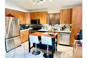 15827 NW 16th St, Pembroke Pines, FL 33028 Sold 06/05/25