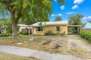1324 NE 1st Ave, Fort Lauderdale, FL 33304 Sold 07/11/25
